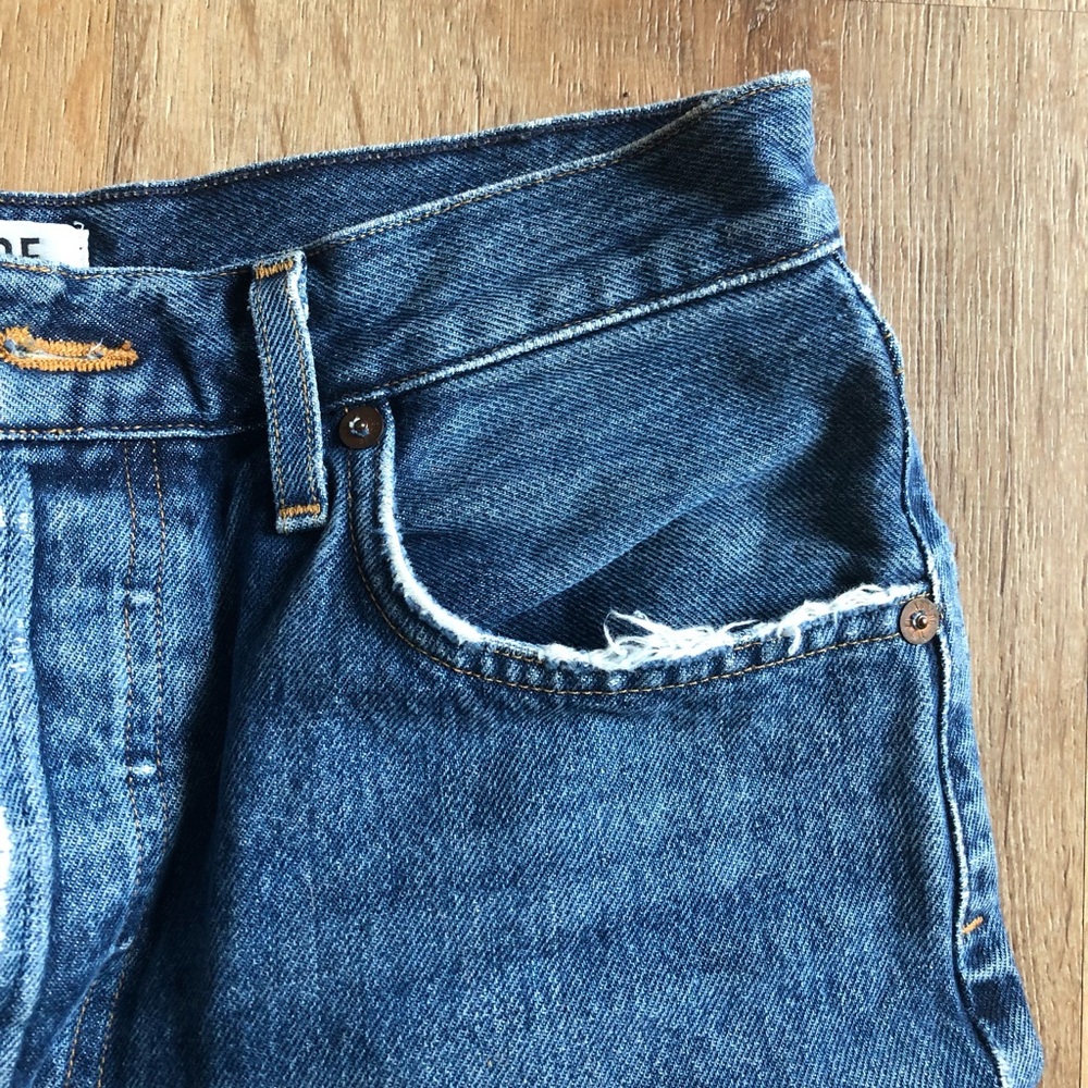 Naturally distressed Agolde Riley High Rise Jean / size 27 - Picture 5 of 15